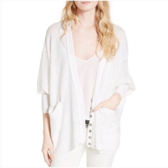 $128 FREE PEOPLE White DAYS LIKE THIS Oversized Cardigan Shrug Batwing Sweater M - Picture 7 of 15